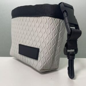 Small golf ball and club cleaning bag for professional gear care
